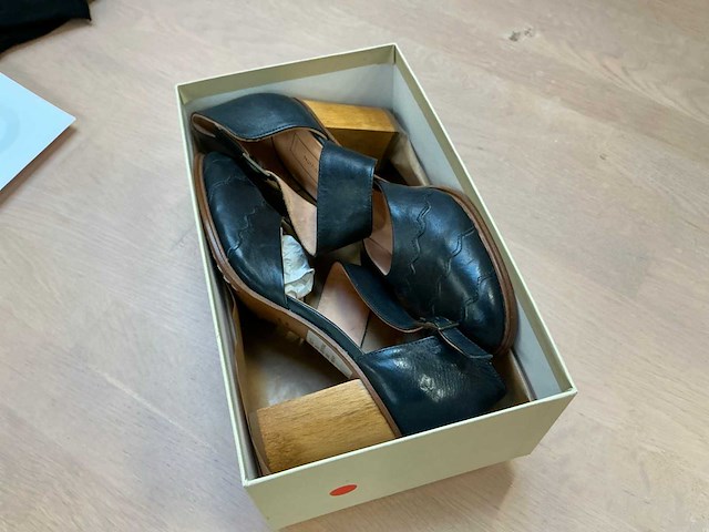 Design damesschoen met hak 38 - afbeelding 6 van  6