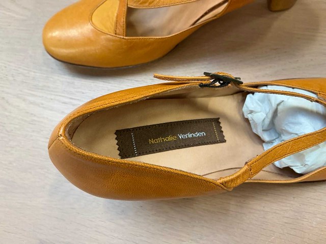 Design damesschoen met hak 38 - afbeelding 4 van  7