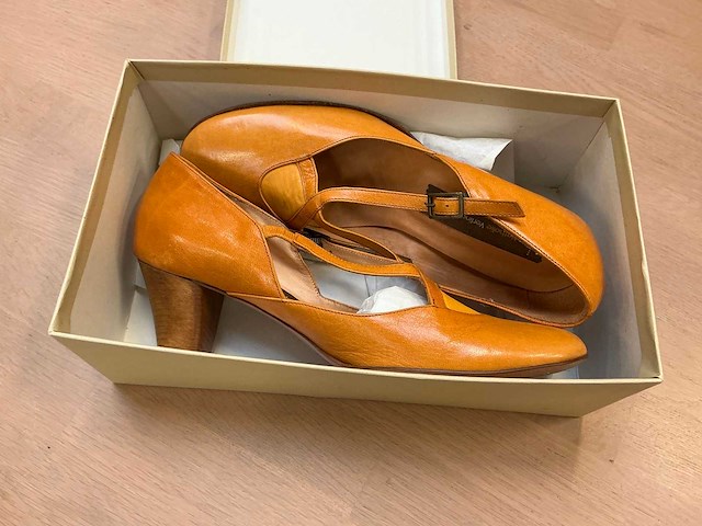 Design damesschoen met hak 38 - afbeelding 7 van  7