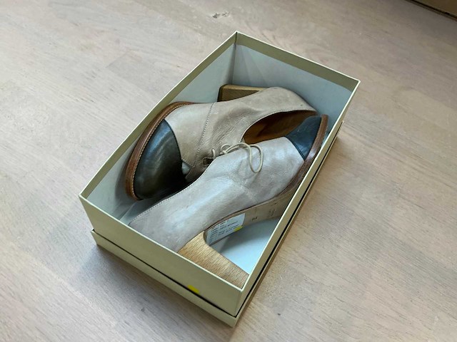 Design damesschoen met hak 38 - afbeelding 7 van  7