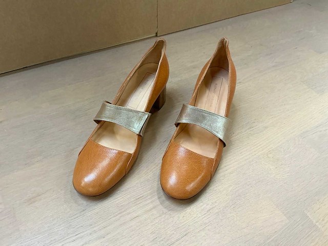 Design damesschoen met hak 38 - afbeelding 2 van  6