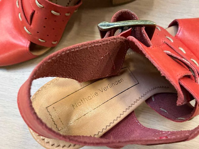 Design damesschoen met hak 38 - afbeelding 4 van  6