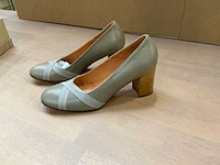 Design damesschoen met hak 38 - afbeelding 3 van  7