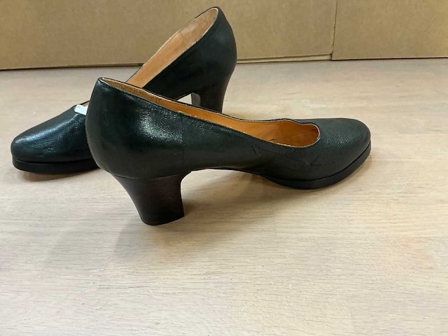 Design damesschoen met hak 38 - afbeelding 4 van  7