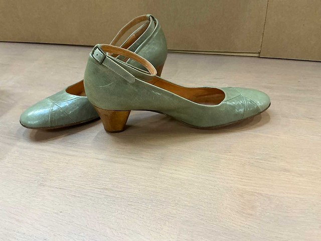 Design damesschoen met hak 38 - afbeelding 4 van  8