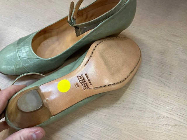 Design damesschoen met hak 38 - afbeelding 6 van  8