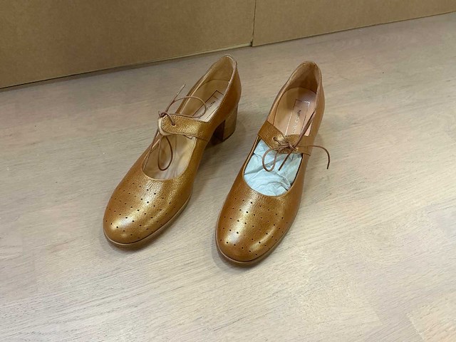 Design damesschoen met hak 38 - afbeelding 2 van  7