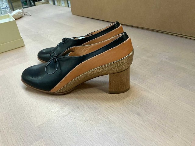 Design damesschoen met hak 38 - afbeelding 4 van  8