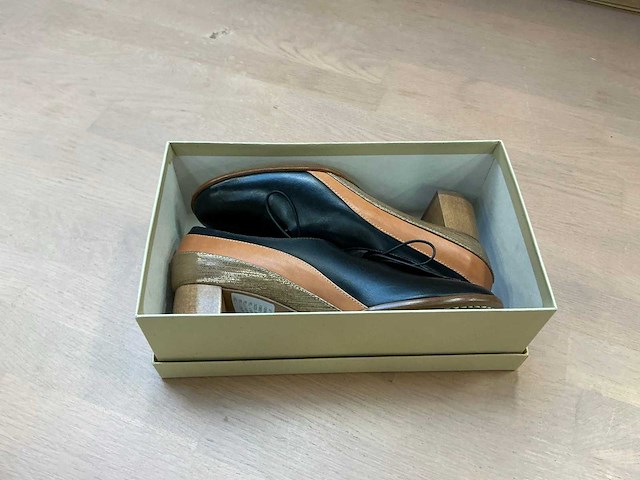 Design damesschoen met hak 38 - afbeelding 8 van  8