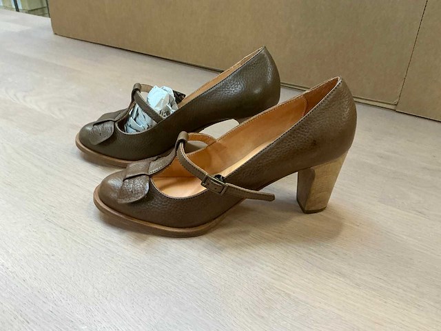 Design damesschoen met hak 38 - afbeelding 3 van  7