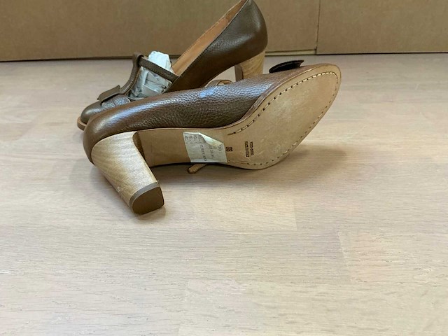 Design damesschoen met hak 38 - afbeelding 6 van  7