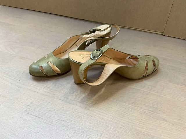 Design damesschoen met hak 38 - afbeelding 4 van  7