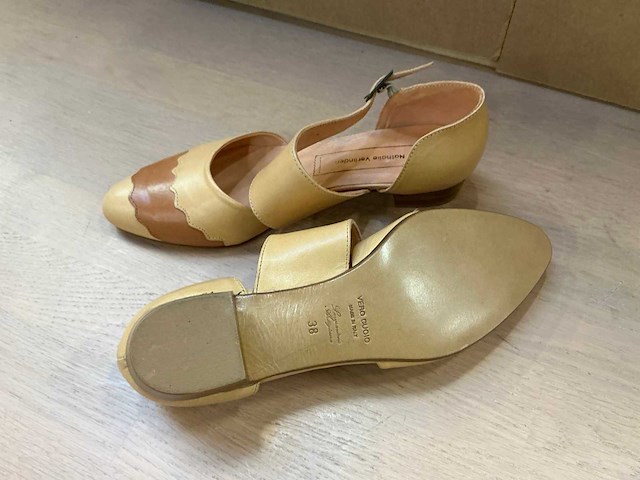 Design damesschoen met hak 38 - afbeelding 6 van  7