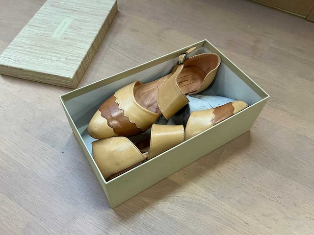 Design damesschoen met hak 38 - afbeelding 7 van  7