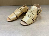 Design damesschoen met hak 38 - afbeelding 1 van  7