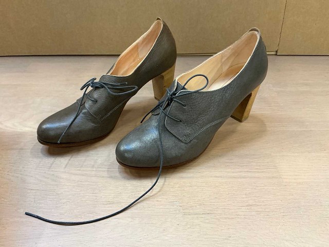 Design damesschoen met hak 38 - afbeelding 1 van  8