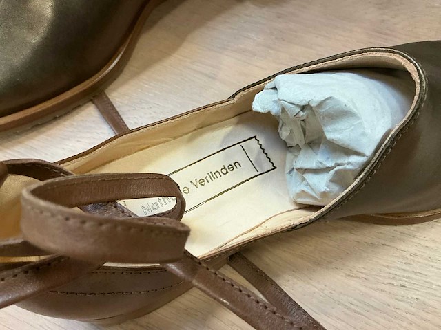 Design damesschoen met hak 38 - afbeelding 5 van  7