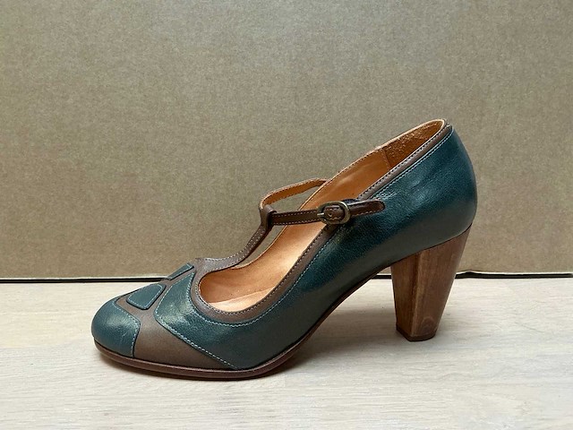 Design damesschoen met hak 38 - afbeelding 1 van  6