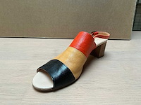 Design damesschoen met hak 38 - afbeelding 3 van  6