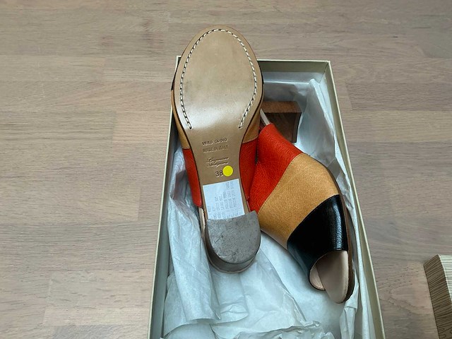 Design damesschoen met hak 38 - afbeelding 4 van  6