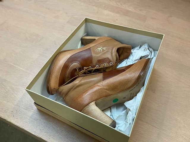 Design damesschoen met hak 39 - afbeelding 8 van  8