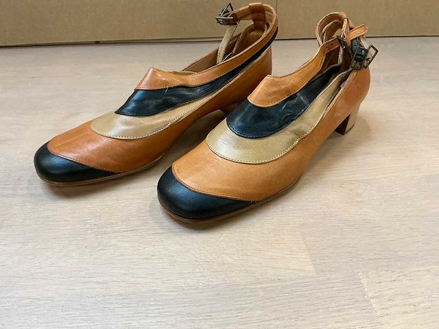 Design damesschoen met hak 40,5 - afbeelding 1 van  6