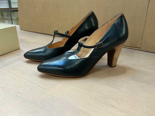 Design damesschoen met hak 40,5 - afbeelding 3 van  8