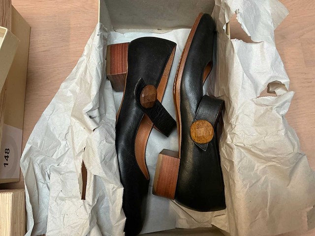 Design damesschoen met hak 40 - afbeelding 6 van  7