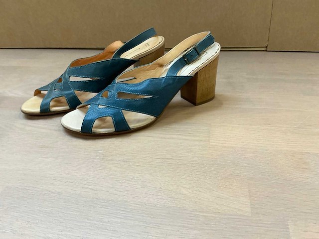 Design damesschoen met hak 40 - afbeelding 2 van  7