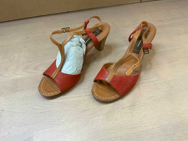 Design damesschoen met hak 40 - afbeelding 2 van  7