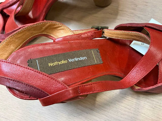 Design damesschoen met hak 40 - afbeelding 5 van  6