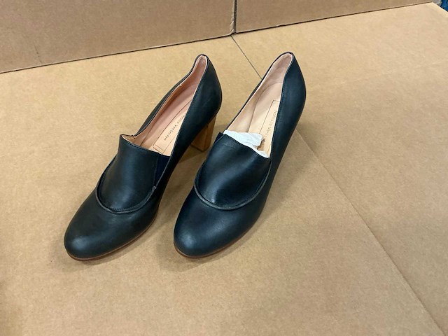 Design damesschoen met hak 40 - afbeelding 3 van  7