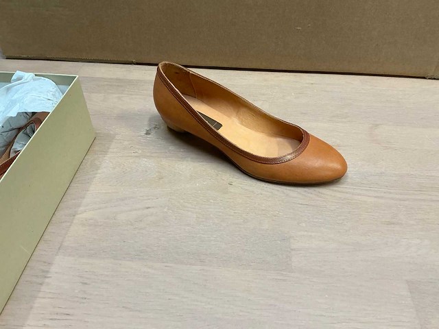 Design damesschoen met hak 40 - afbeelding 1 van  7