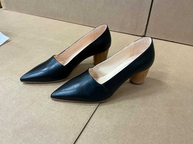 Design damesschoen met hak 41,5 - afbeelding 3 van  6