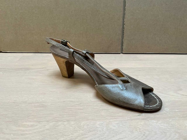 Design damesschoen met hak 41 - afbeelding 2 van  7