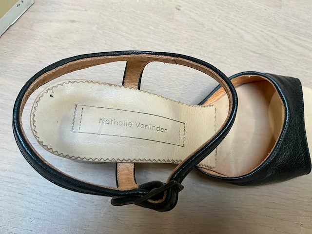 Design damesschoen met hak 41 - afbeelding 4 van  9