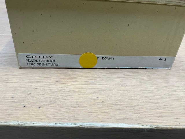 Design damesschoen met hak 41 - afbeelding 9 van  9