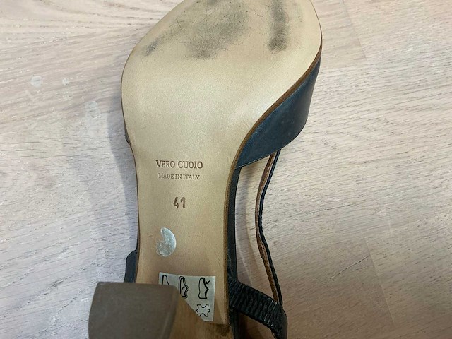 Design damesschoen met hak 41 - afbeelding 4 van  6