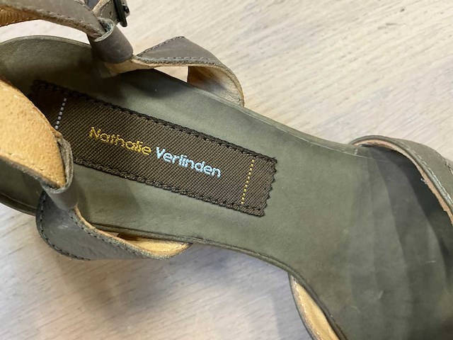 Design damesschoenen met hak 38 - afbeelding 3 van  6