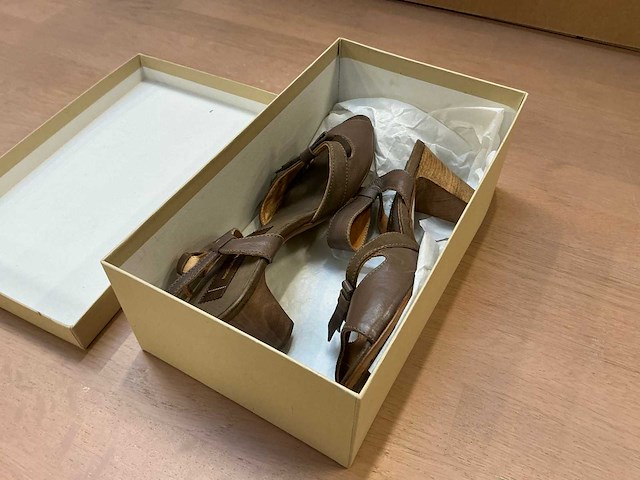 Design damesschoenen met hak 38 - afbeelding 5 van  6