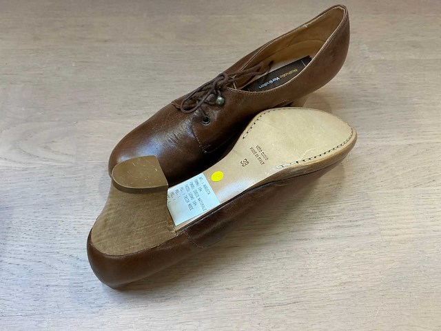 Design damesschoenen met hak 38 - afbeelding 6 van  6