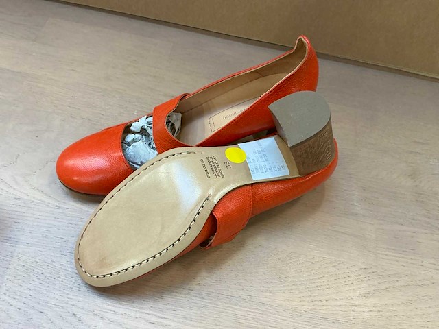 Design damesschoenen met hak 38 - afbeelding 6 van  7