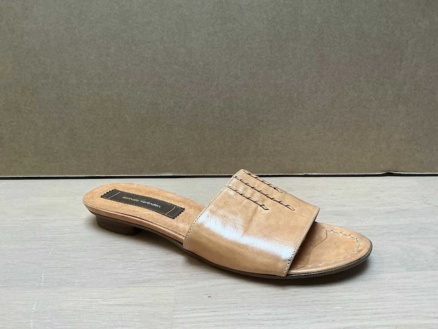 Design damesslipper 38 - afbeelding 1 van  5