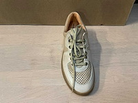 Design damessneaker 36 - afbeelding 3 van  7