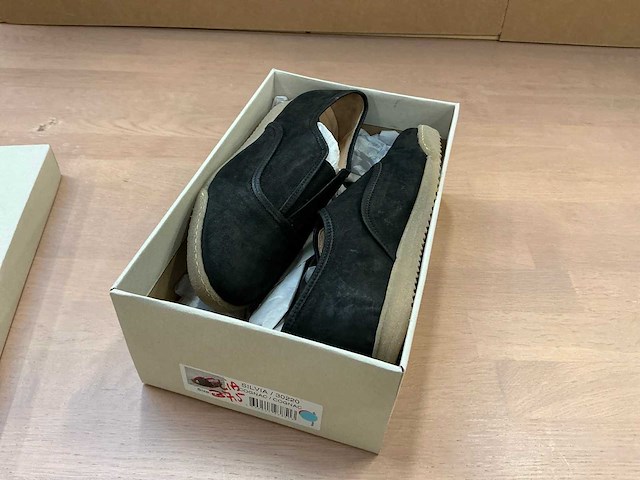 Design damessneaker 37,5 - afbeelding 7 van  7