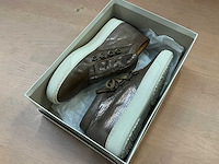 Design damessneaker 38 - afbeelding 7 van  7