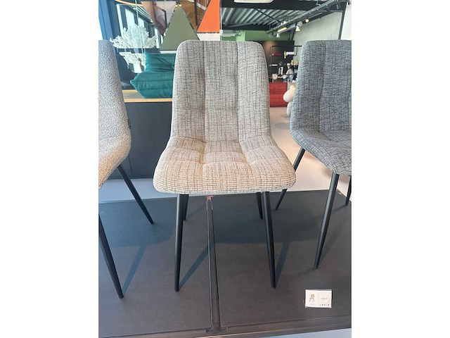 Design eetkamerstoel ecru chenille (8x) - afbeelding 5 van  5