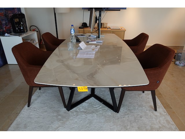 Design eettafel & 4x stoel - afbeelding 1 van  5