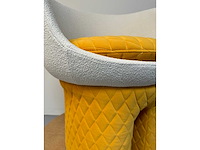Design fauteuil geel showroommodel (1x) - afbeelding 2 van  5