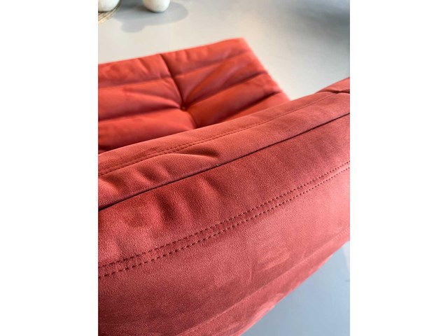 Design fauteuil rood (1x) - afbeelding 5 van  5